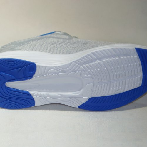 A8208-13 obuwie sportowe męskie