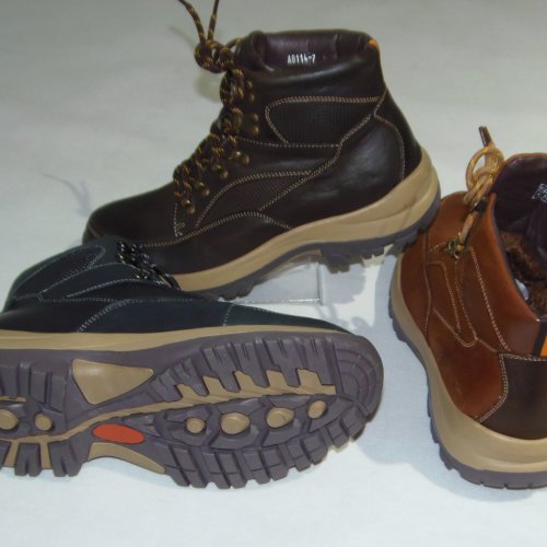 A8114-32 obuwie zimowe męskie S