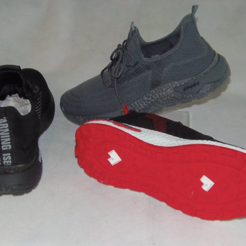 A8055-4 obuwie sportowe męskie S