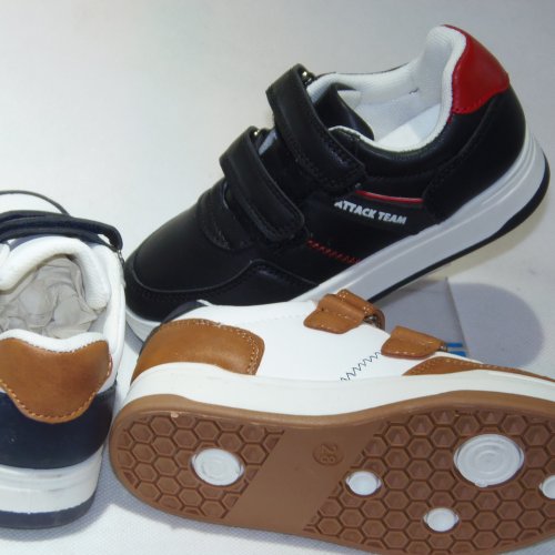 A2526-22 obuwie sportowe dziecięce S
